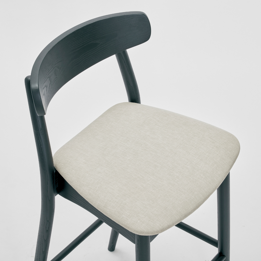 Dining Furniture, Counter Stools, kitchen stools, Bar Stools, Woodbender, Custom Furniture, close up view
